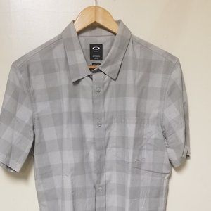 Short sleeve Oakley plaid